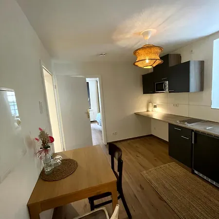 Apartment 1- Zimmerappartment *